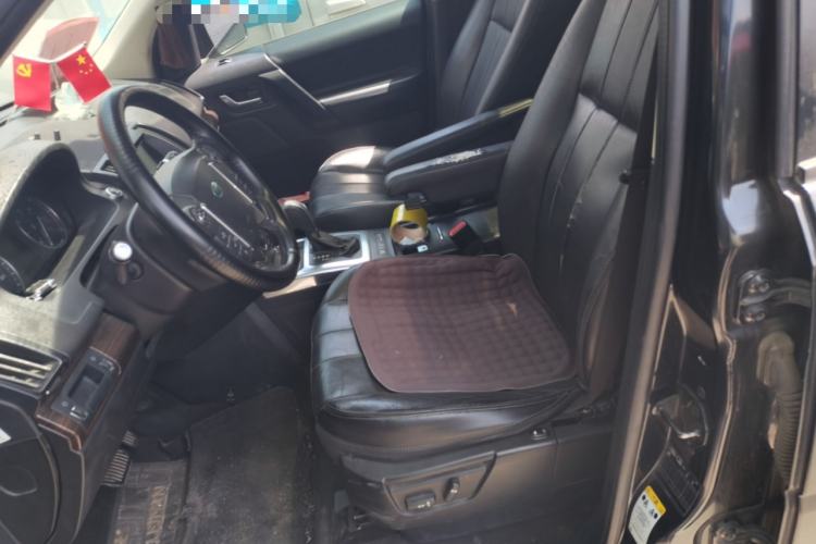 Used Land Rover Freelander 2 2013 2.2T SD4 SE Diesel Edition Left Front Seat