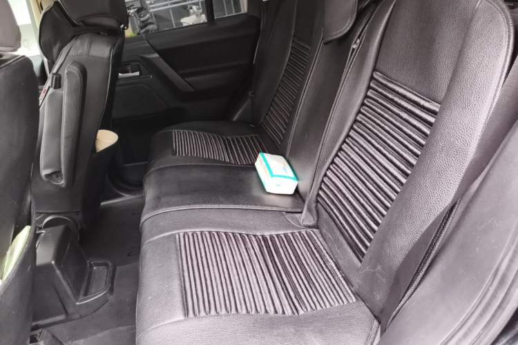 Used Land Rover Freelander 2 2013 2.0T Si4 SE Gasoline Edition Left Rear Seat