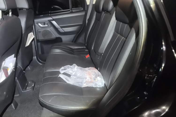 Used Land Rover Freelander 2 2013 2.0T Si4 SE Gasoline Edition Left Rear Seat