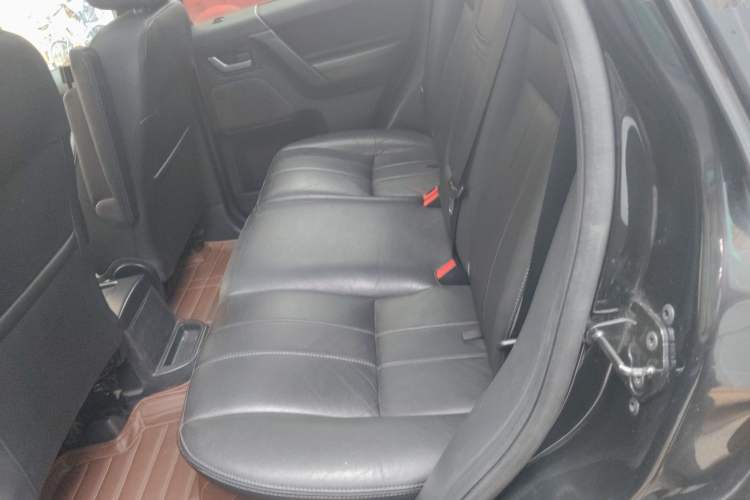 Used Land Rover Freelander 2 2013 2.0T Si4 SE Gasoline Edition Left Rear Seat