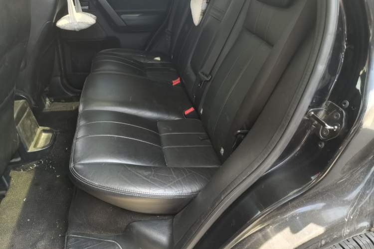 Used Land Rover Freelander 2 2013 2.2T SD4 SE Diesel Edition Left Rear Seat