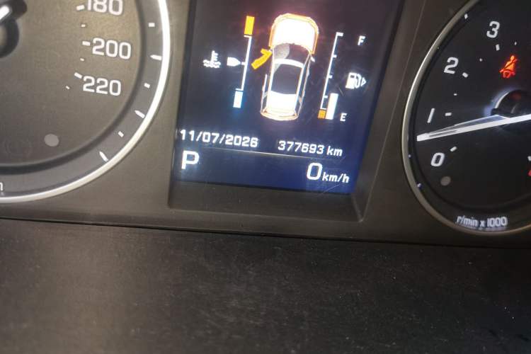 Used Land Rover Freelander 2 2013 2.0T Si4 HSE Gasoline Version Odometer Close Up
