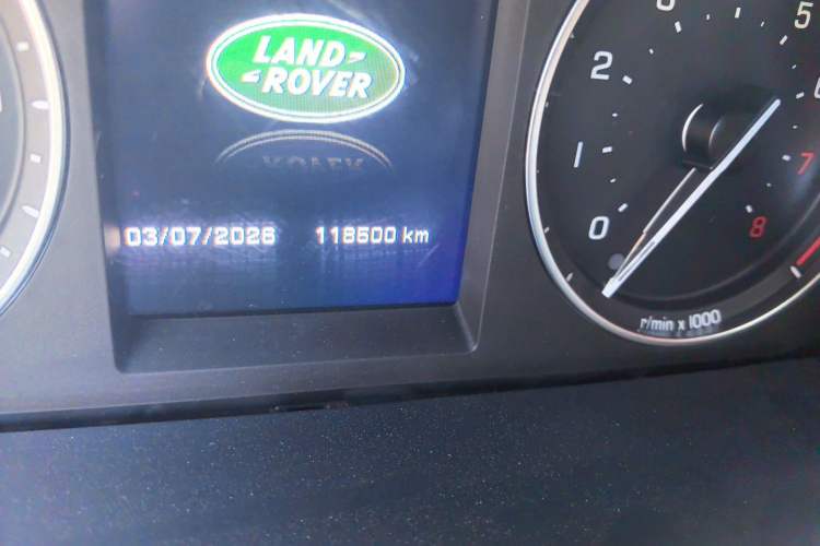 Used Land Rover Freelander 2 2013 2.0T Si4 SE Gasoline Edition Odometer Close Up