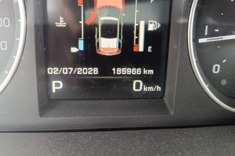 Used Land Rover Freelander 2 2013 2.2T SD4 SE Diesel Edition Odometer Close Up
