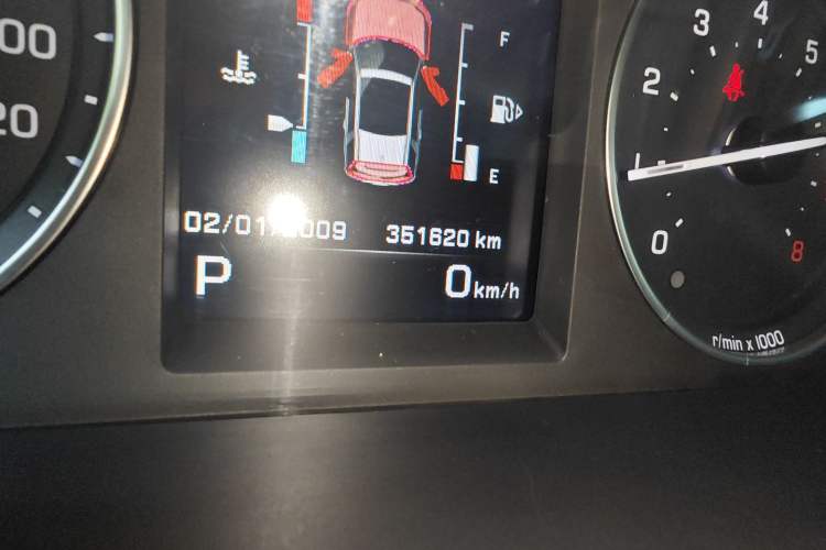 Used Land Rover Freelander 2 2013 2.0T Si4 HSE Gasoline Version Odometer Close Up
