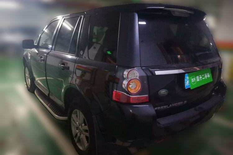 Used Land Rover Freelander 2 2013 2.2T SD4 SE Diesel Edition Rear Left 45 Deg