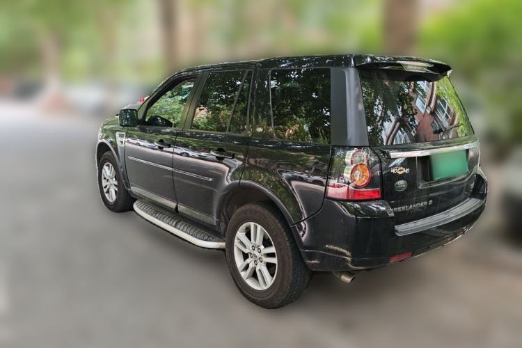 Used Land Rover Freelander 2 2013 2.0T Si4 SE Gasoline Edition Rear Left 45 Deg