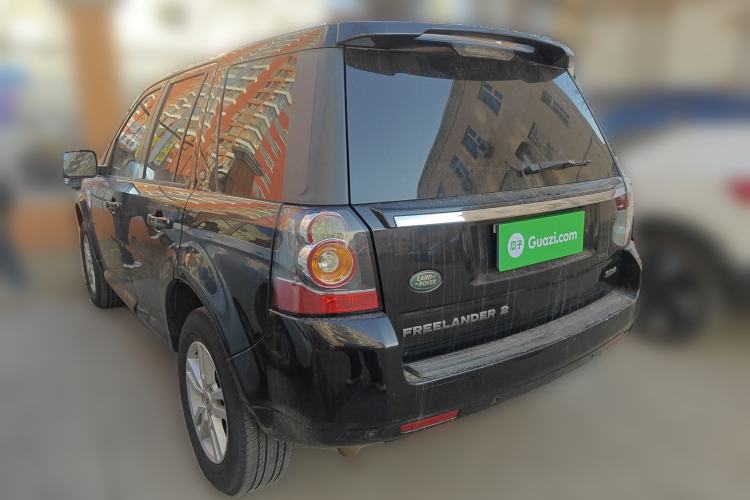 Used Land Rover Freelander 2 2013 2.2T SD4 SE Diesel Edition Rear Left 45 Deg