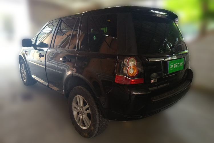 Used Land Rover Freelander 2 2013 2.2T SD4 SE Diesel Edition Rear Left 45 Deg
