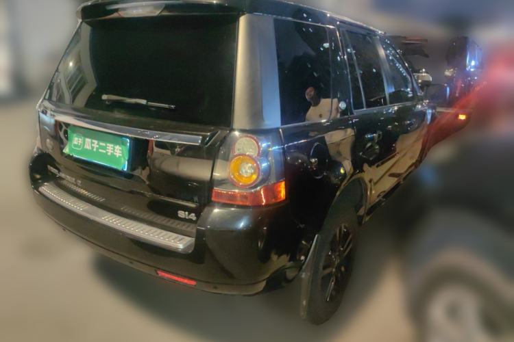 Used Land Rover Freelander 2 2013 2.0T Si4 SE Gasoline Edition Rear Right 45 Deg