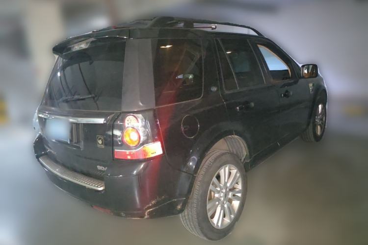 Used Land Rover Freelander 2 2013 2.2T SD4 SE Diesel Edition Rear Right 45 Deg