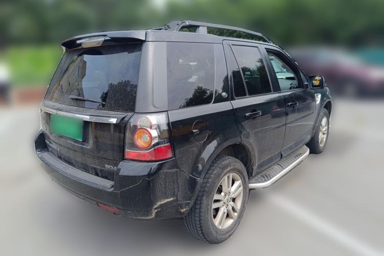 Used Land Rover Freelander 2 2013 2.2T SD4 SE Diesel Edition Rear Right 45 Deg