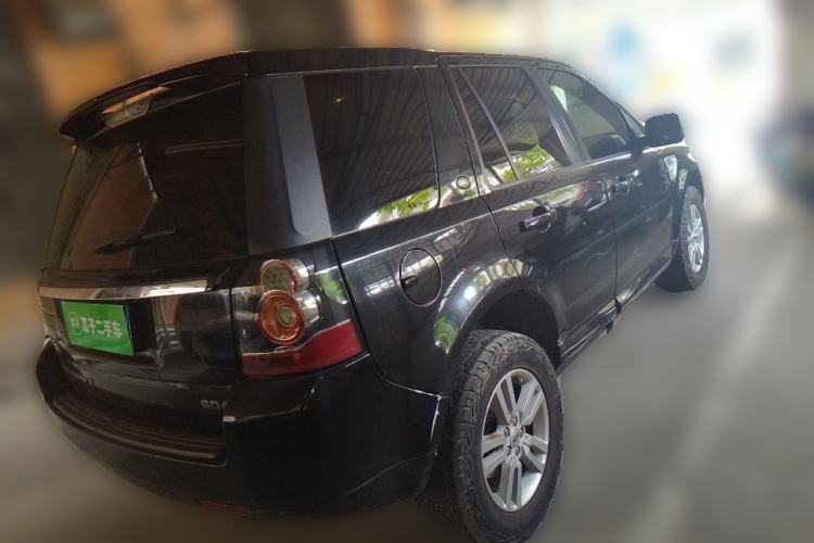 Used Land Rover Freelander 2 2013 2.2T SD4 SE Diesel Edition Rear Right 45 Deg