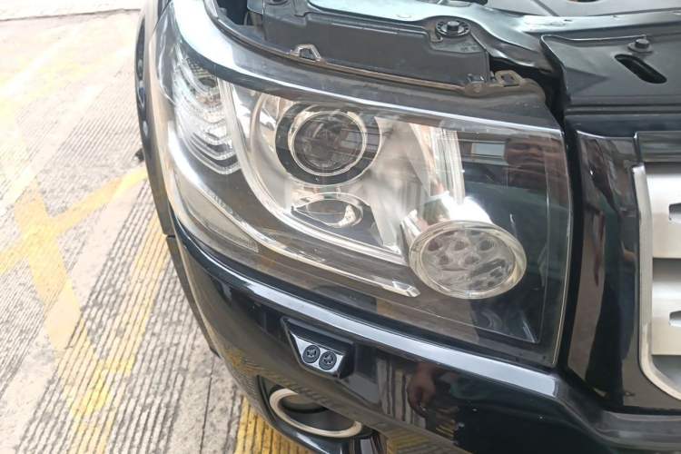 Used Land Rover Freelander 2 2013 2.0T Si4 SE Gasoline Edition Right Front Headlight