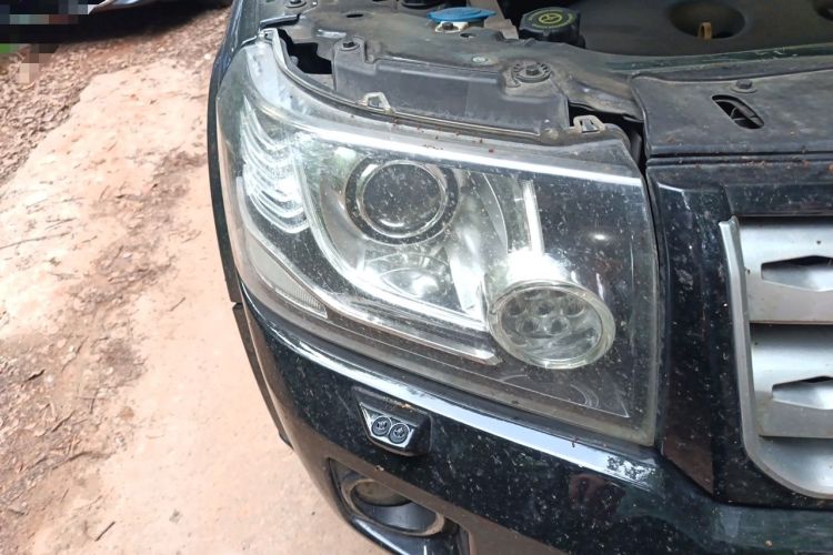 Used Land Rover Freelander 2 2013 2.0T Si4 SE Gasoline Edition Right Front Headlight