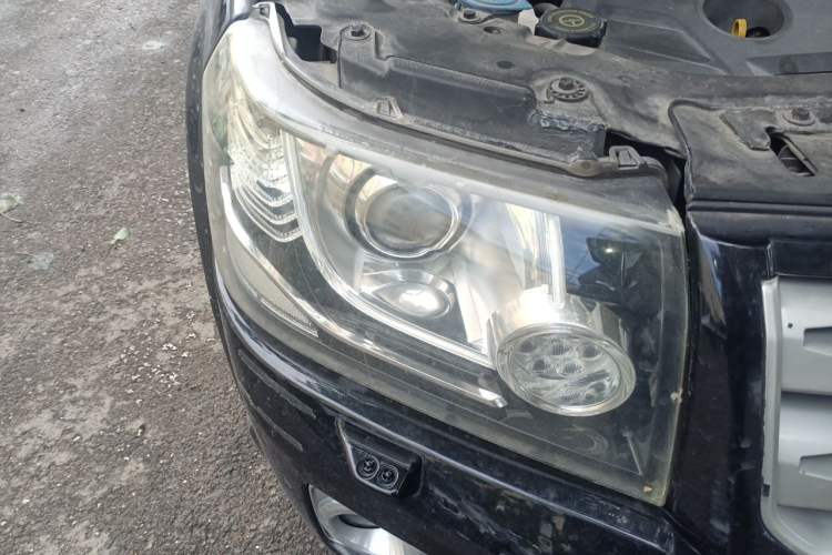 Used Land Rover Freelander 2 2013 2.0T Si4 SE Gasoline Edition Right Front Headlight