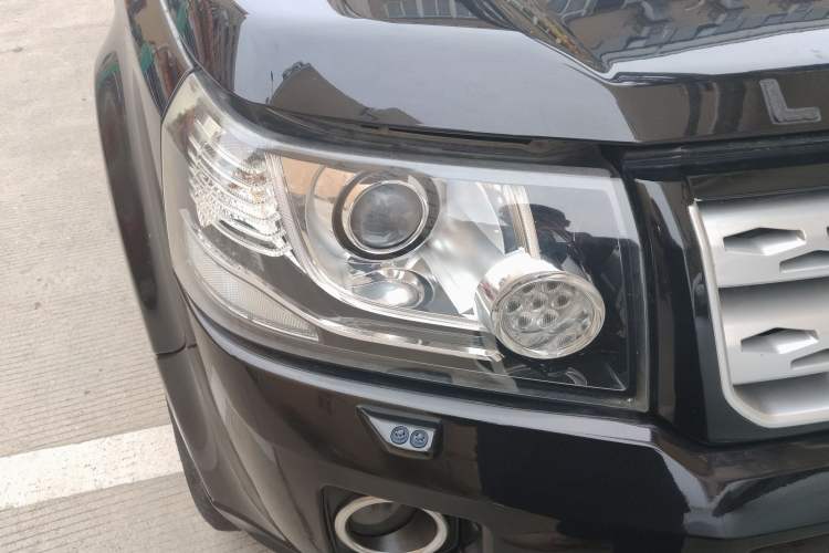 Used Land Rover Freelander 2 2013 2.0T Si4 SE Gasoline Edition Right Front Headlight