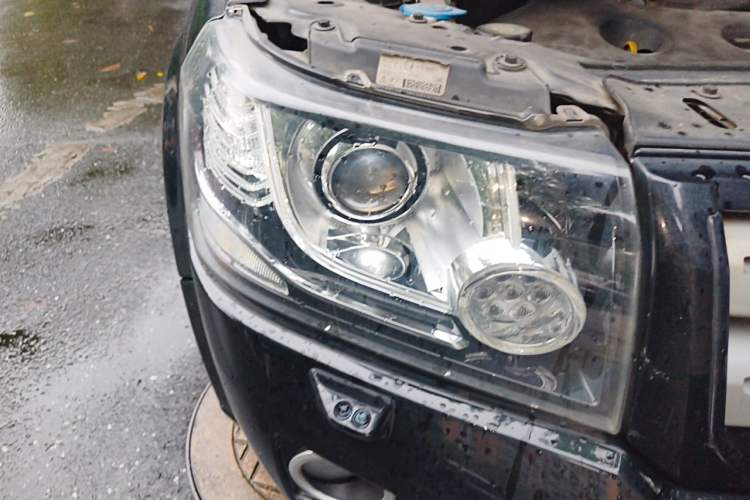 Used Land Rover Freelander 2 2013 2.0T Si4 SE Gasoline Edition Right Front Headlight