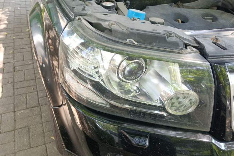 Used Land Rover Freelander 2 2013 2.0T Si4 SE Gasoline Edition Right Front Headlight