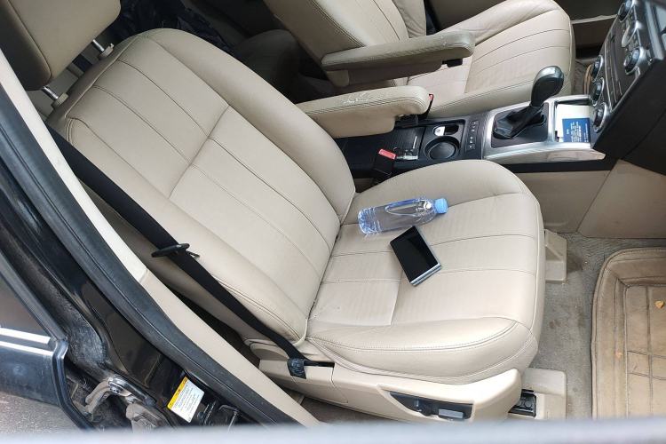Used Land Rover Freelander 2 2013 2.2T SD4 SE Diesel Edition Right Front Seat