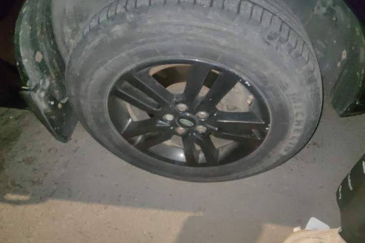 Used Land Rover Freelander 2 2013 2.0T Si4 SE Gasoline Edition Right Front Wheel Hub