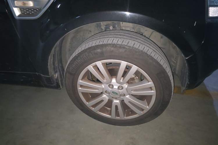 Used Land Rover Freelander 2 2013 2.2T SD4 SE Diesel Edition Right Front Wheel Hub