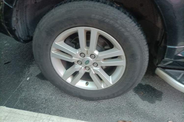 Used Land Rover Freelander 2 2013 2.0T Si4 SE Gasoline Edition Right Front Wheel Hub