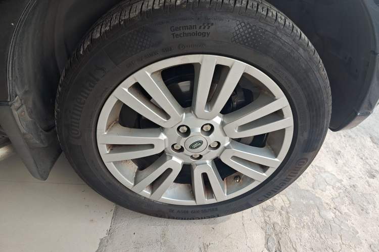 Used Land Rover Freelander 2 2013 2.0T Si4 Dynamic Limited Edition Right Front Wheel Hub