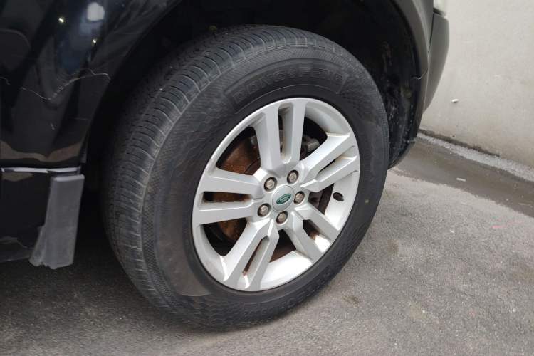 Used Land Rover Freelander 2 2013 2.2T SD4 SE Diesel Edition Right Front Wheel Hub