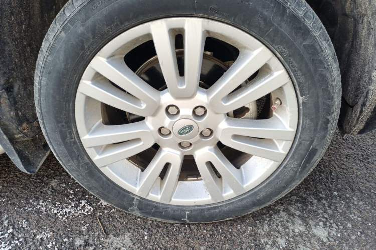 Used Land Rover Freelander 2 2013 2.0T Si4 SE Gasoline Edition Right Front Wheel Hub