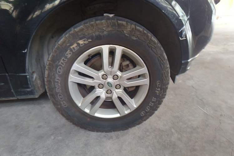 Used Land Rover Freelander 2 2013 2.2T SD4 SE Diesel Edition Right Front Wheel Hub