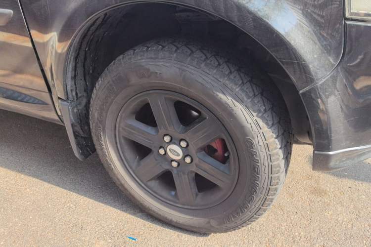 Used Land Rover Freelander 2 2013 2.2T SD4 S Diesel Version Right Front Wheel Hub