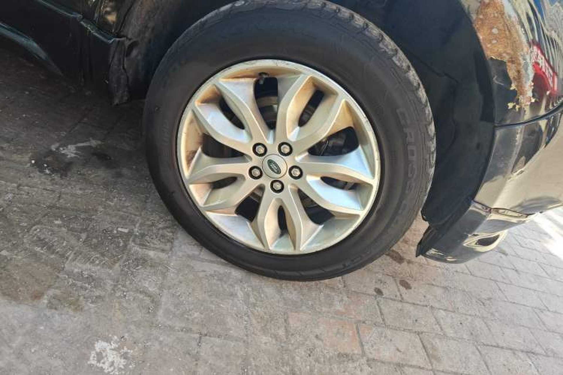Used Land Rover Freelander 2 2013 2.0T Si4 HSE Gasoline Version Right Front Wheel Hub