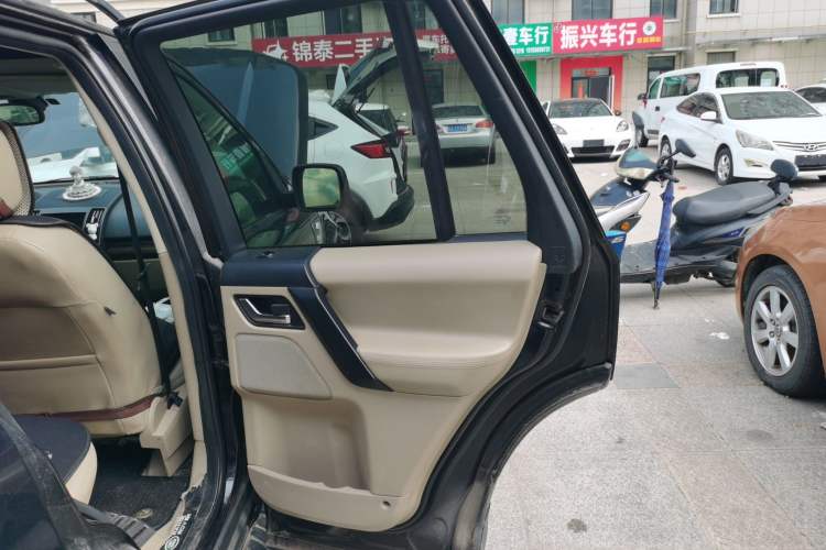 Used Land Rover Freelander 2 2013 2.0T Si4 SE Gasoline Edition Right Rear Door Interior
