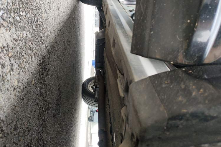 Used Land Rover Freelander 2 2013 2.2T SD4 SE Diesel Edition Right Side Sill