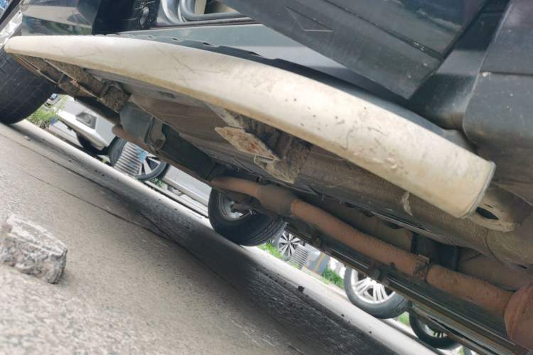 Used Land Rover Freelander 2 2013 2.0T Si4 SE Gasoline Edition Right Side Sill