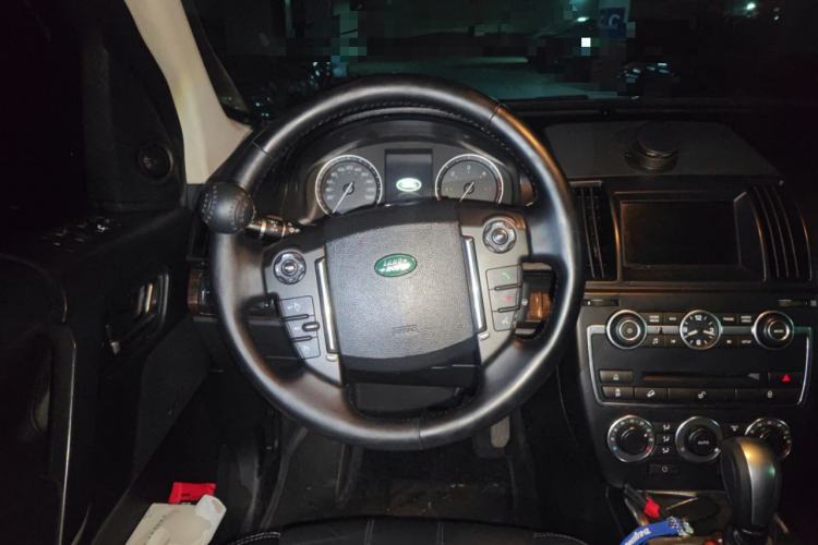 Used Land Rover Freelander 2 2013 2.2T SD4 SE Diesel Edition Steering Wheel