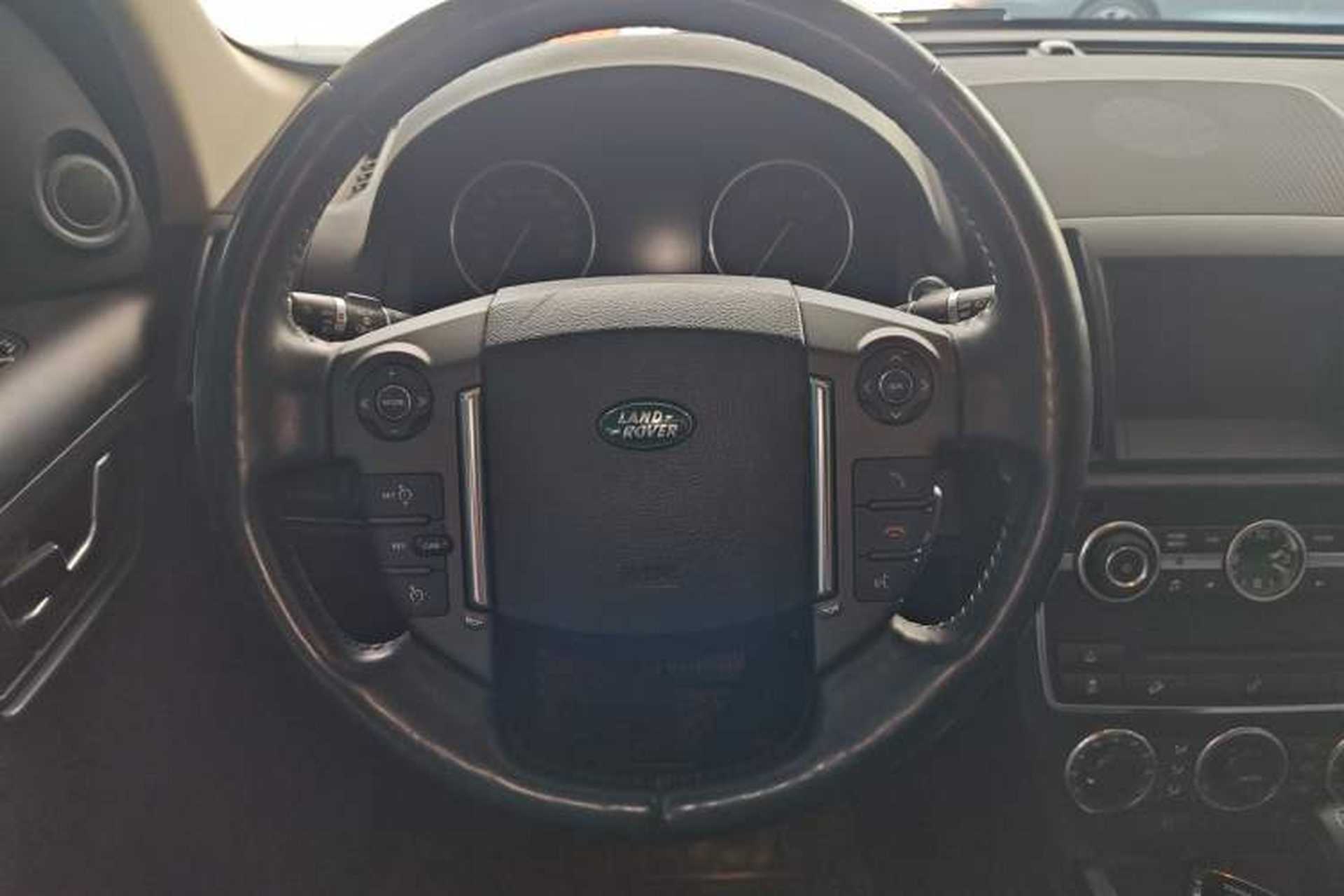 Used Land Rover Freelander 2 2013 2.0T Si4 Dynamic Limited Edition Steering Wheel