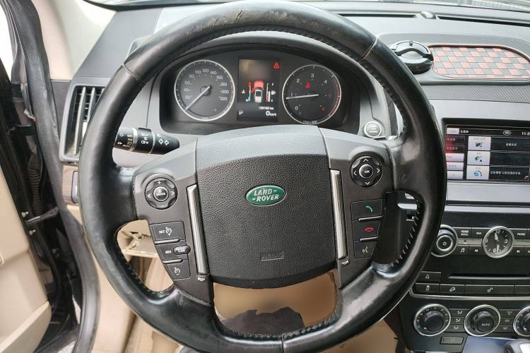 Used Land Rover Freelander 2 2013 2.2T SD4 SE Diesel Edition Steering Wheel