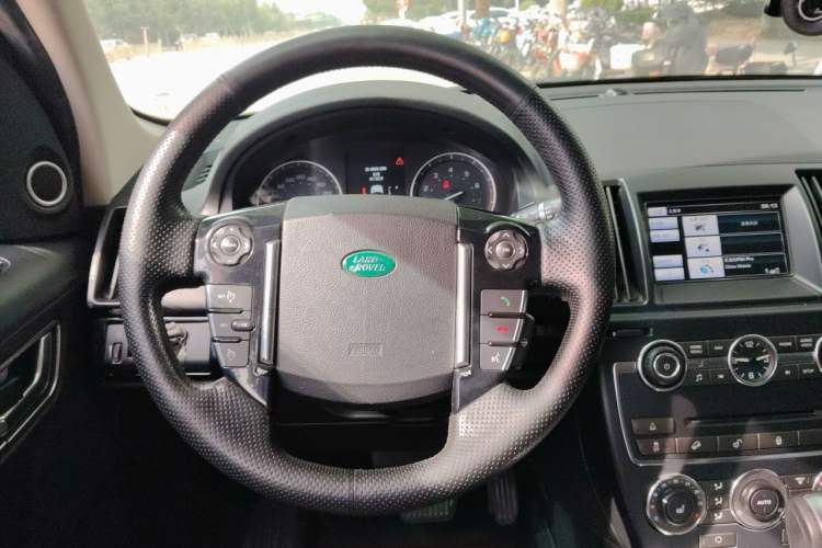 Used Land Rover Freelander 2 2013 2.0T Si4 HSE Gasoline Version Steering Wheel