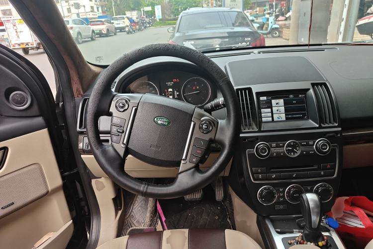 Used Land Rover Freelander 2 2013 2.2T SD4 SE Diesel Edition Steering Wheel