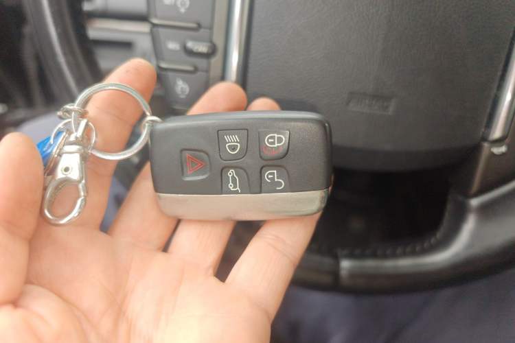 Used Land Rover Freelander 2 2013 2.2T SD4 Xuedong Limited Edition Vehicle Key