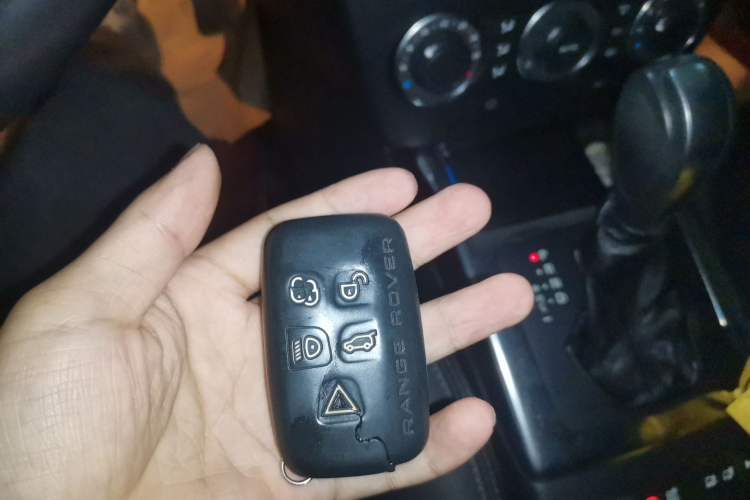 Used Land Rover Freelander 2 2013 2.2T SD4 SE Diesel Edition Vehicle Key