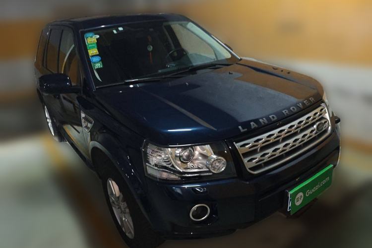 Used Land Rover Freelander 2 2013 2.0T Si4 SE Gasoline Edition Front Right 45 Deg