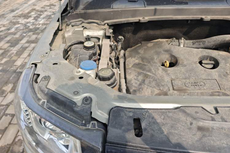 Used Land Rover Freelander 2 2013 2.0T Si4 HSE Gasoline Version Engine Bay Right