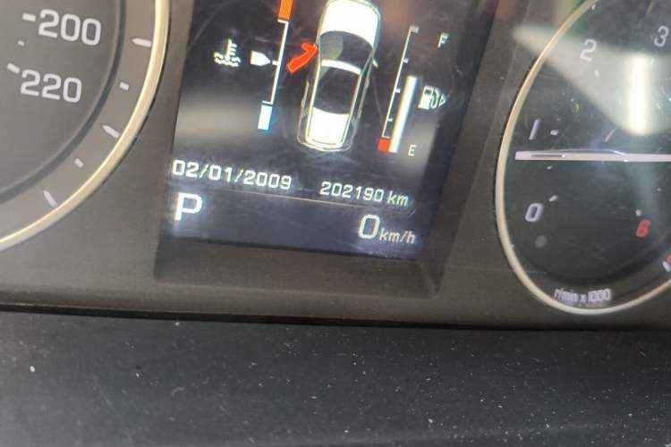 Used Land Rover Freelander 2 2013 2.2T SD4 SE Diesel Edition Odometer Close Up