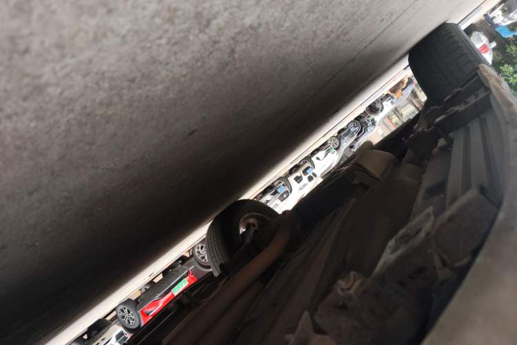 Used Land Rover Freelander 2 2013 2.2T SD4 SE Diesel Edition Right Side Sill