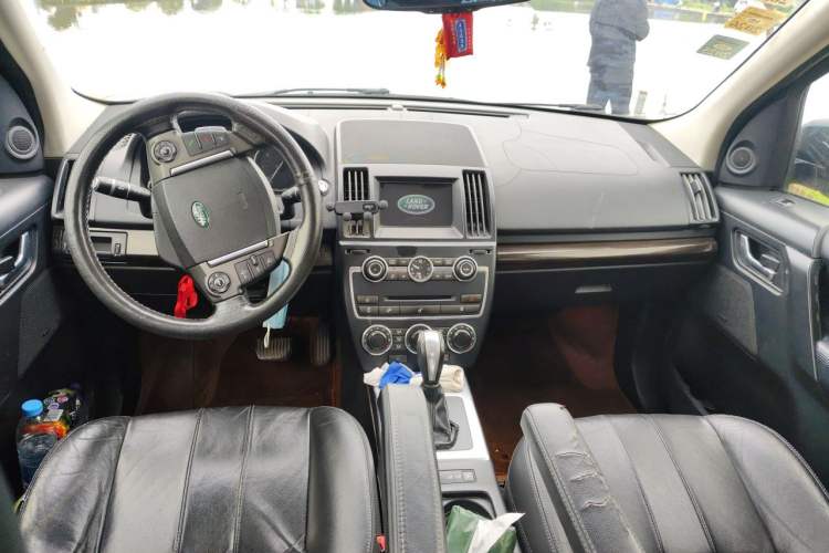 Used Land Rover Freelander 2 2013 2.2T SD4 SE Diesel Edition Center Console