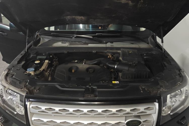 Used Land Rover Freelander 2 2013 2.0T Si4 SE Gasoline Edition Engine Bay