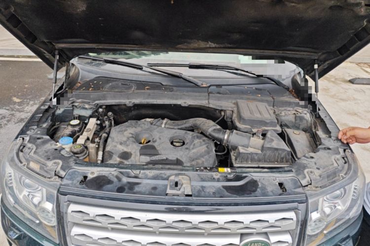 Used Land Rover Freelander 2 2013 2.0T Si4 SE Gasoline Edition Engine Bay